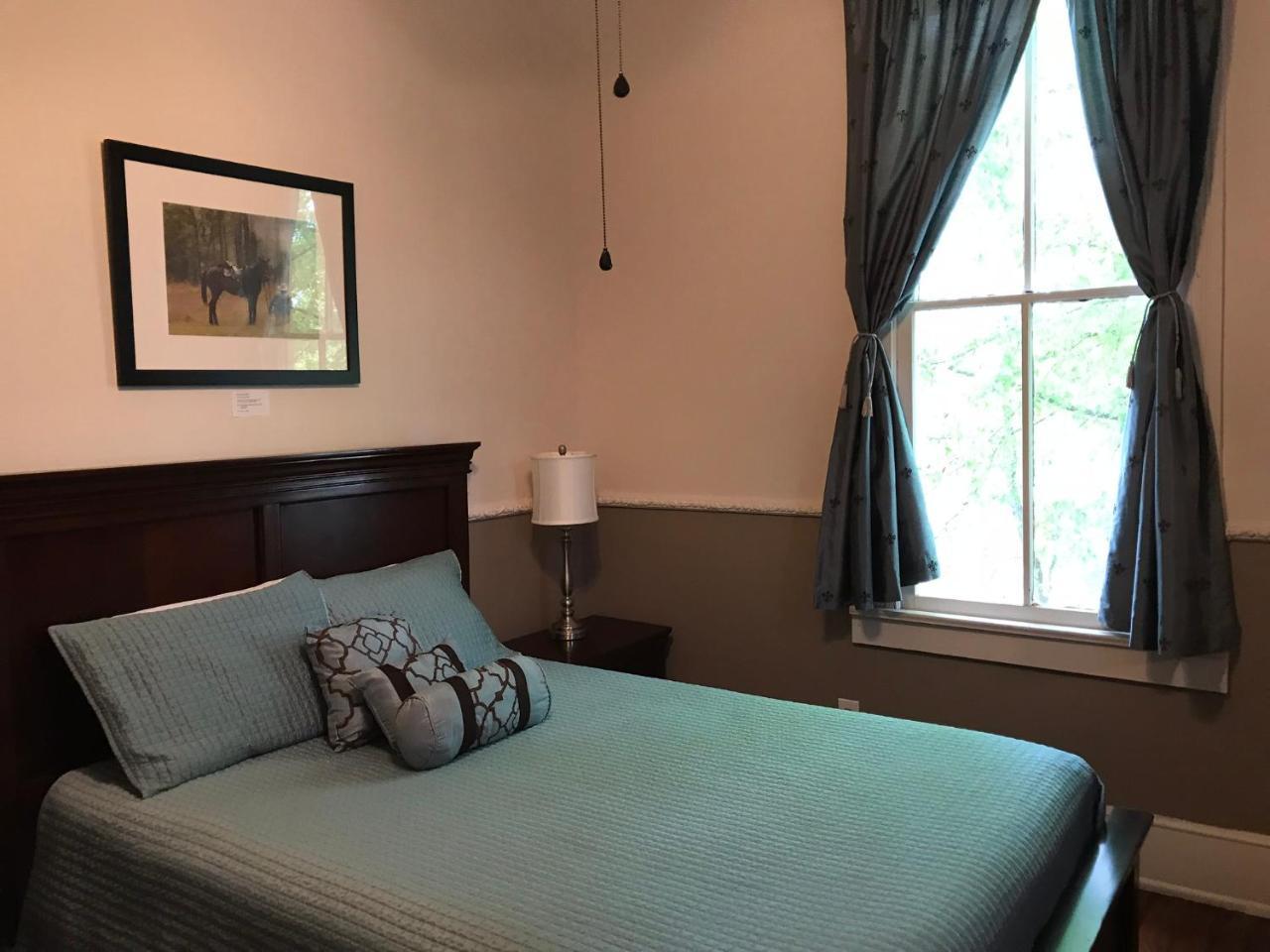 The Mardi Gras House Bed & Breakfast Mobile Eksteriør bilde