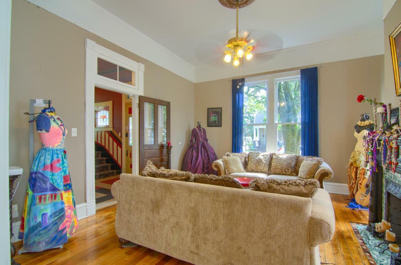 The Mardi Gras House Bed & Breakfast Mobile Eksteriør bilde